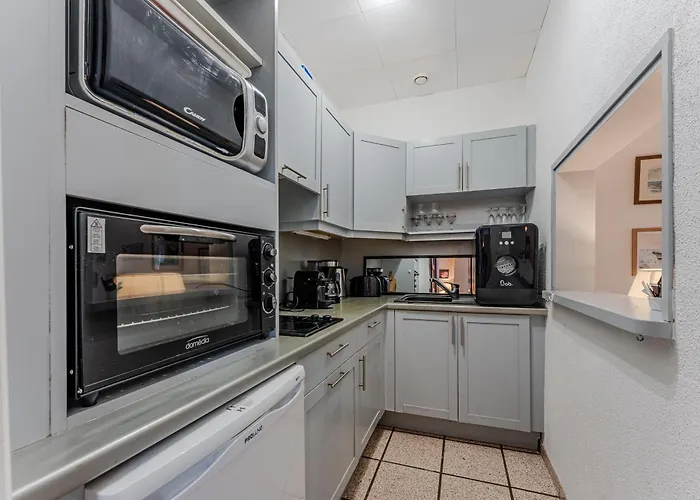 La Palmeraie 300m Plage, Calme *