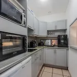 Apartment La Palmeraie 300m Plage, Calme